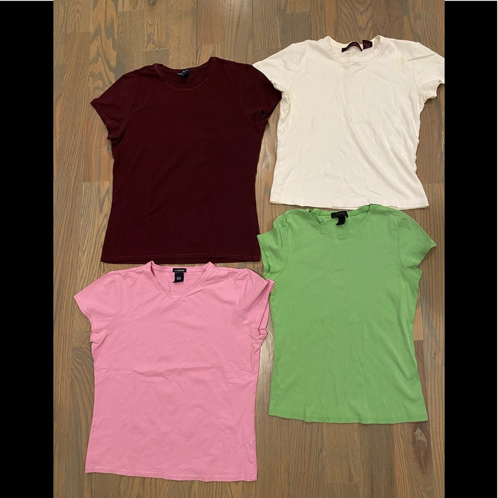 Women 4 t-shirts